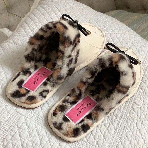 Kate Spade Slippers Size 6 Lacey Suede Bow Classic Cream Leopard Cozy Fur NWT - Picture 2 of 7